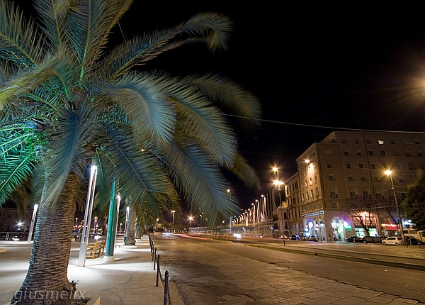 Via Roma da piazza Deffenu (IMG_7231_1rid).jpg